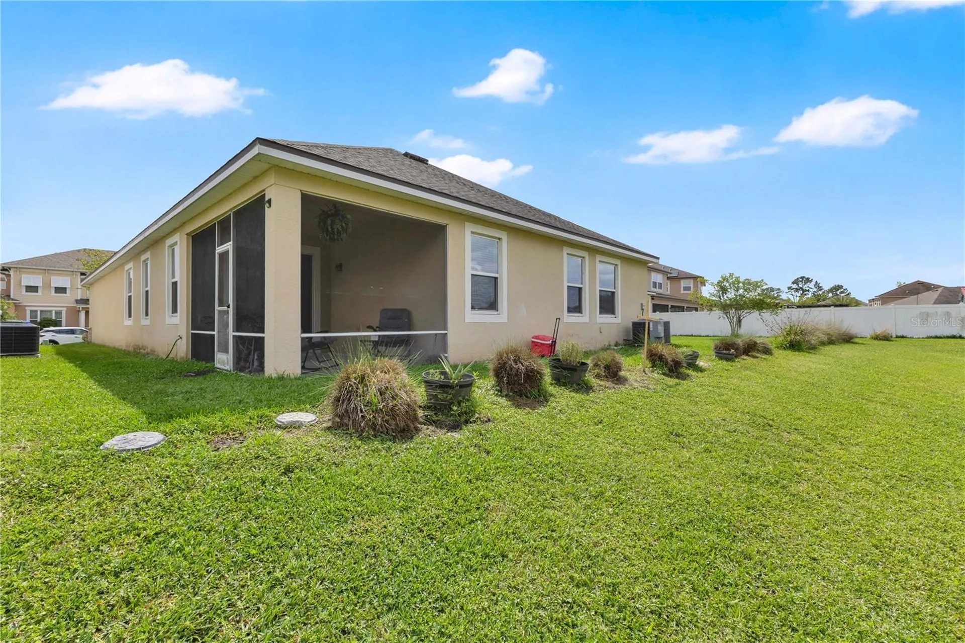 2436 Varenna Loop Kissimmee FL 34741