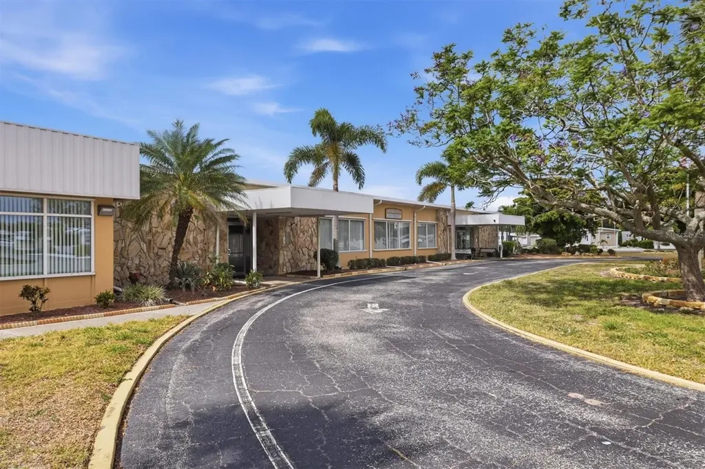5236 Kenwood Avenue Sarasota FL 34234