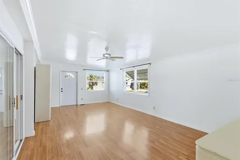 5236 Kenwood Avenue Sarasota FL 34234