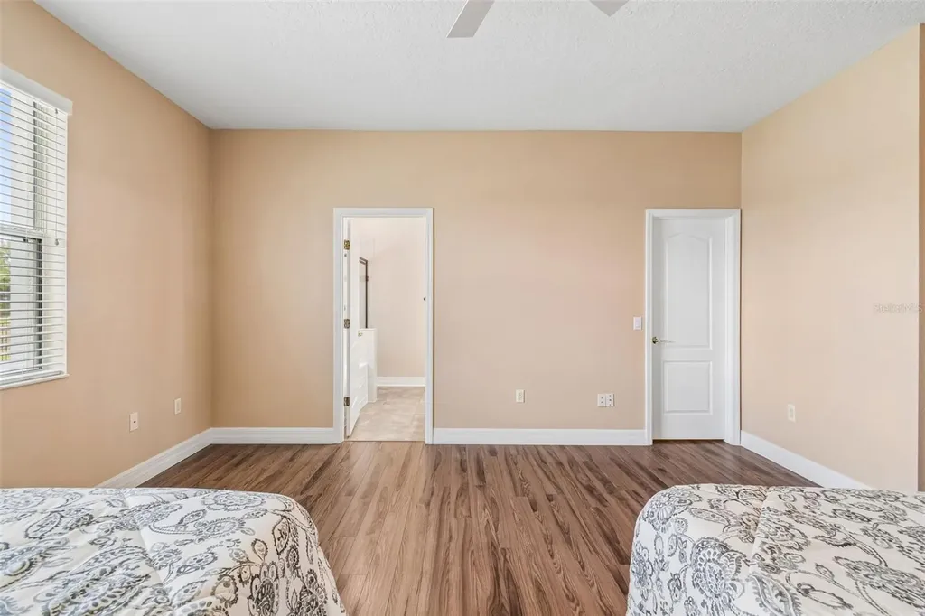 5405 Hammock View Lane Apollo Beach FL 33572