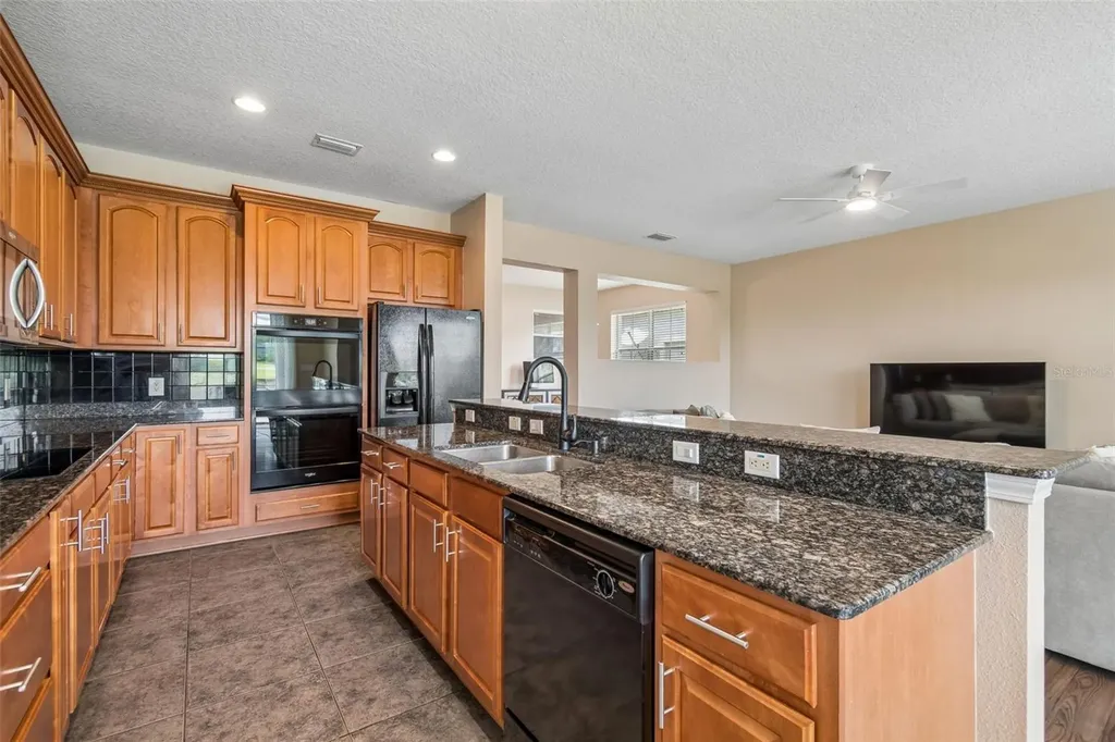 5405 Hammock View Lane Apollo Beach FL 33572