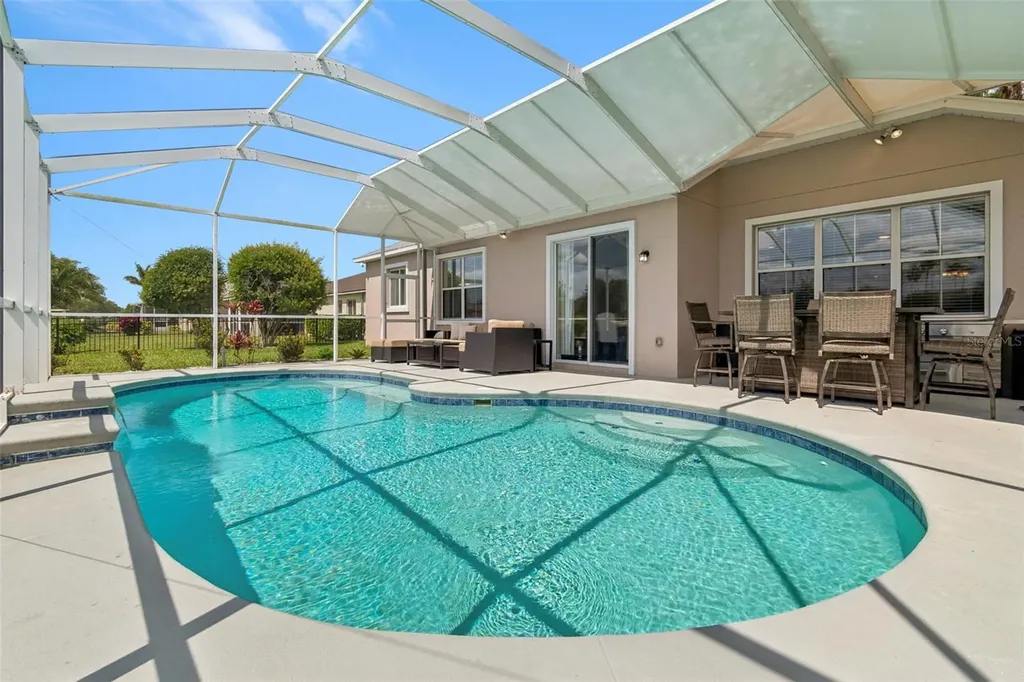 5405 Hammock View Lane Apollo Beach FL 33572