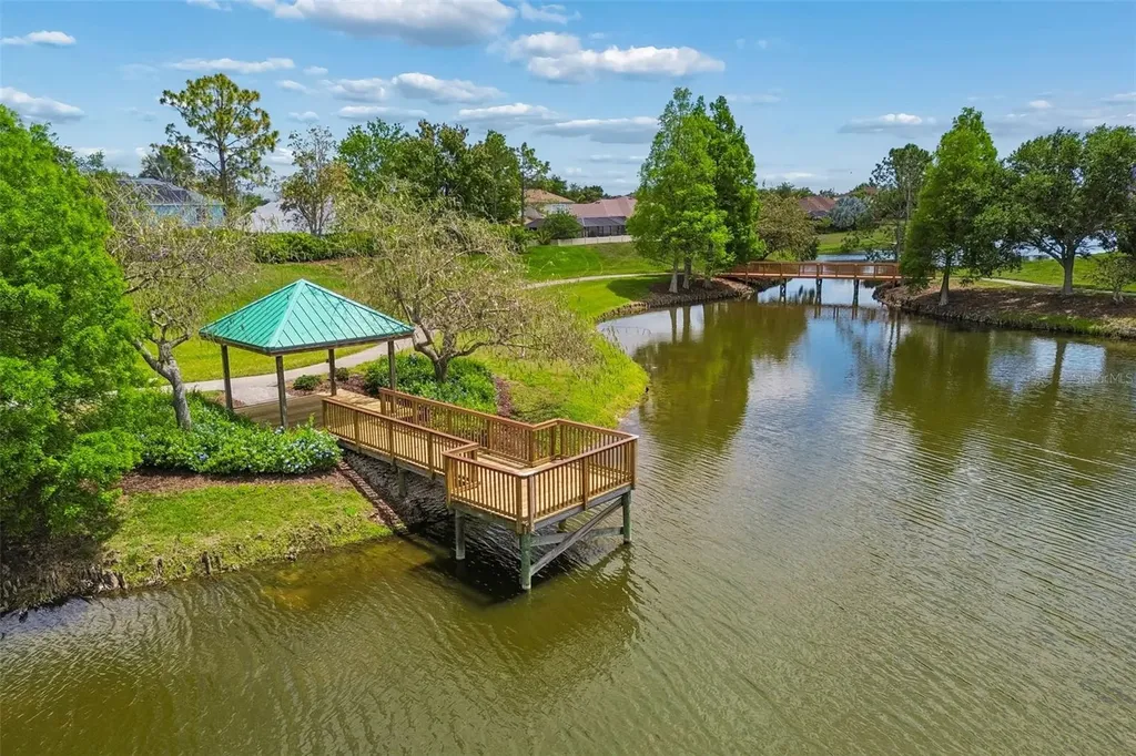 5405 Hammock View Lane Apollo Beach FL 33572