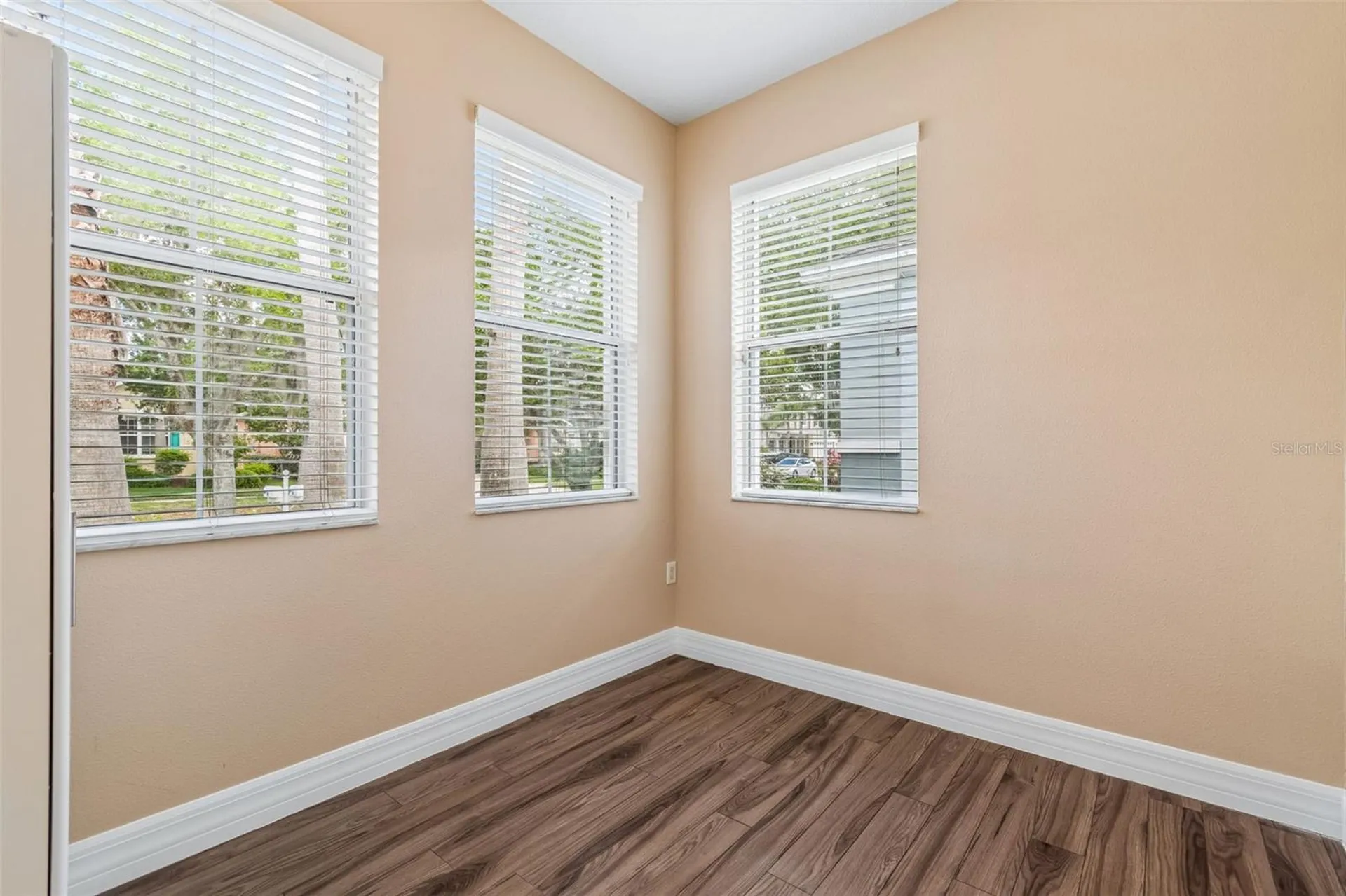 5405 Hammock View Lane Apollo Beach FL 33572