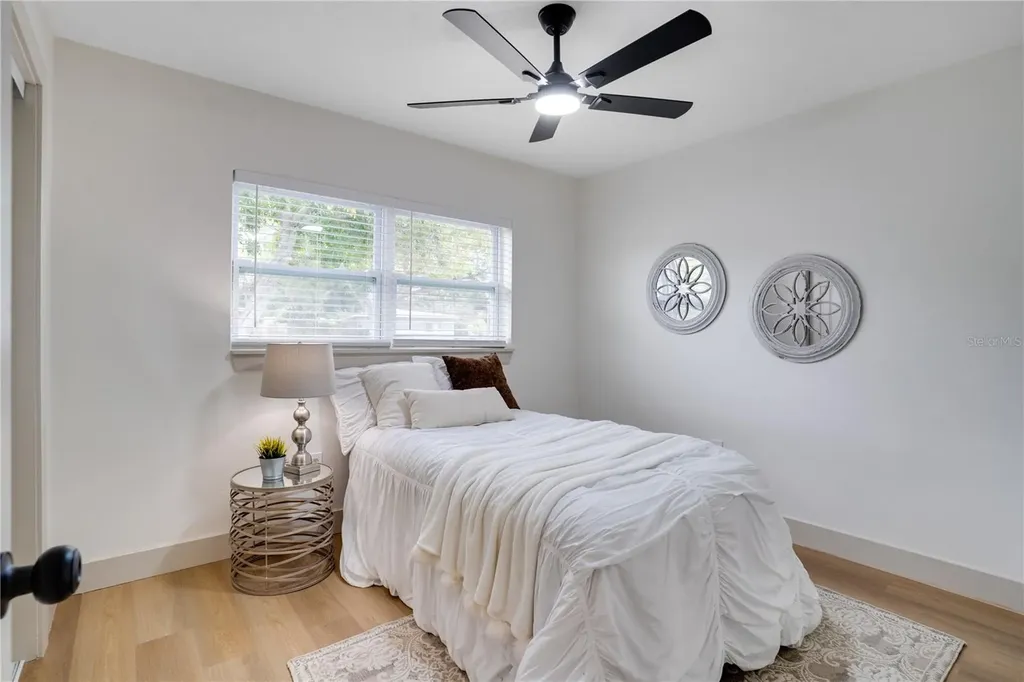 1950 75th Street N St Petersburg FL 33710