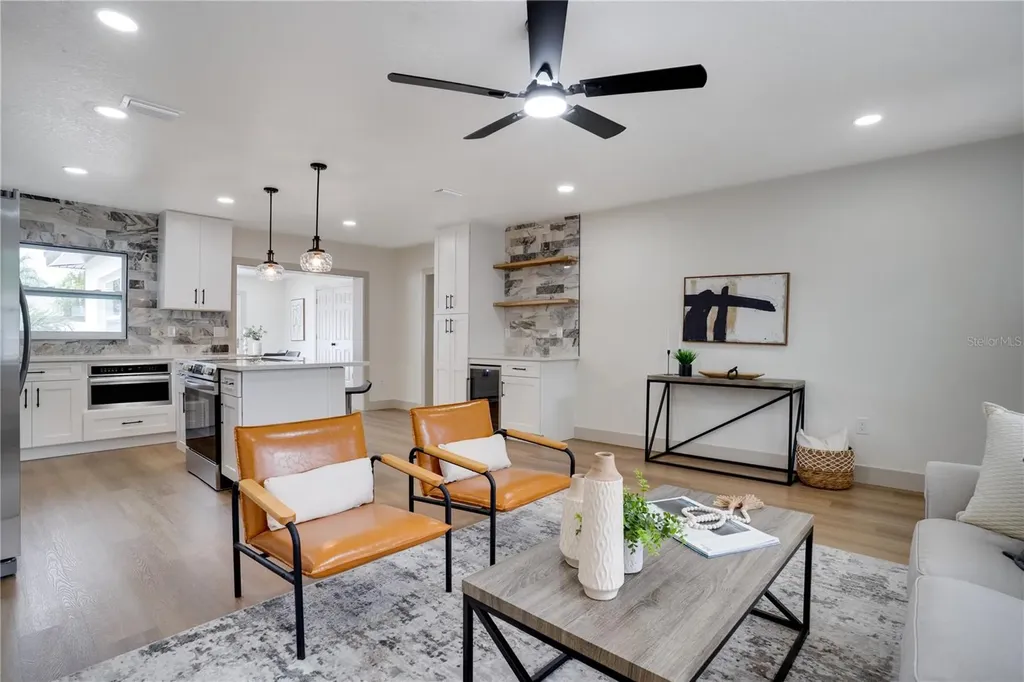 1950 75th Street N St Petersburg FL 33710