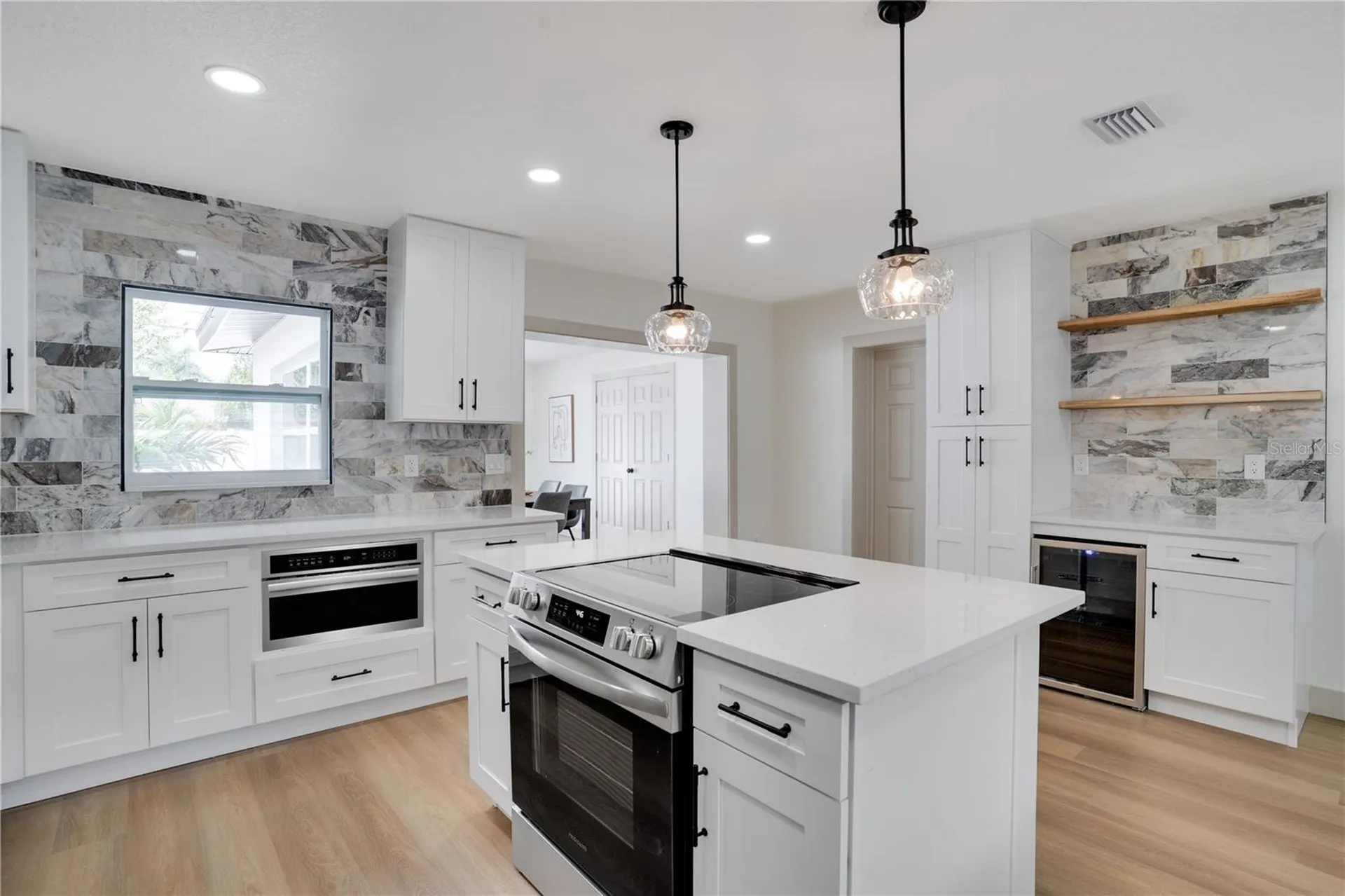 1950 75th Street N St Petersburg FL 33710