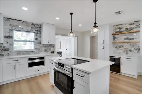 1950 75th Street N St Petersburg FL 33710
