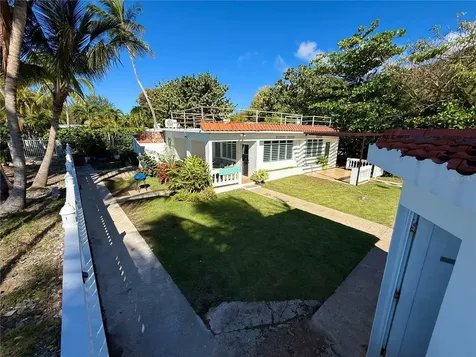 Carr #3 Beach Front Guest House Patillas PR 00723