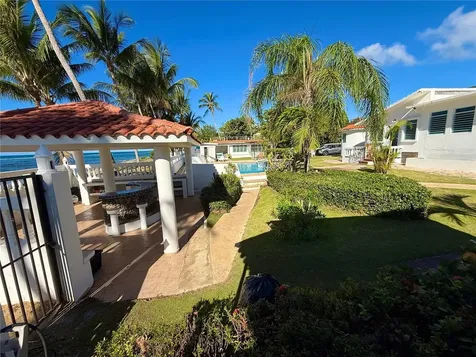 Carr #3 Beach Front Guest House Patillas PR 00723