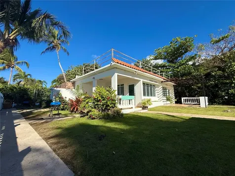 Carr #3 Beach Front Guest House Patillas PR 00723