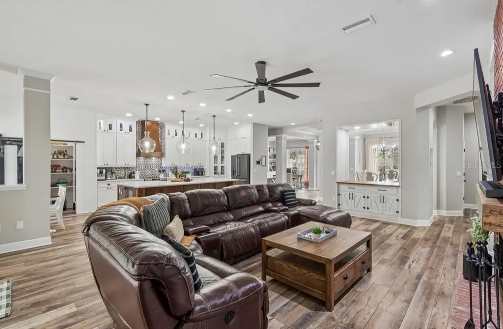 19127 Centre Rose Boulevard Lutz FL 33558