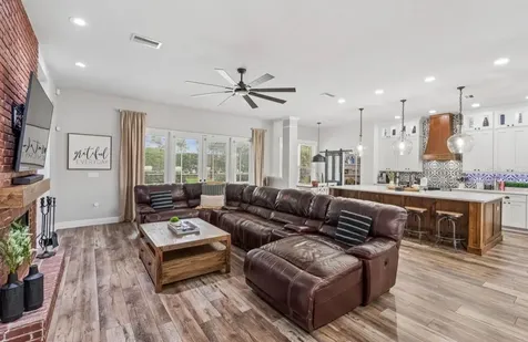 19127 Centre Rose Boulevard Lutz FL 33558