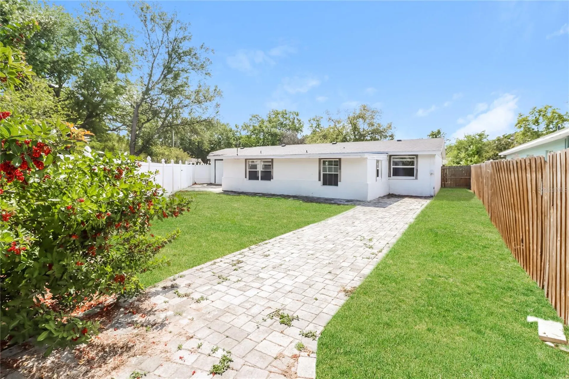 3147 36th Avenue N St Petersburg FL 33713