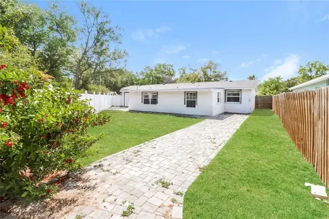 3147 36th Avenue N St Petersburg FL 33713