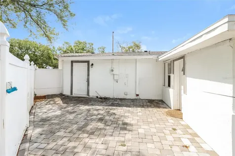 3147 36th Avenue N St Petersburg FL 33713