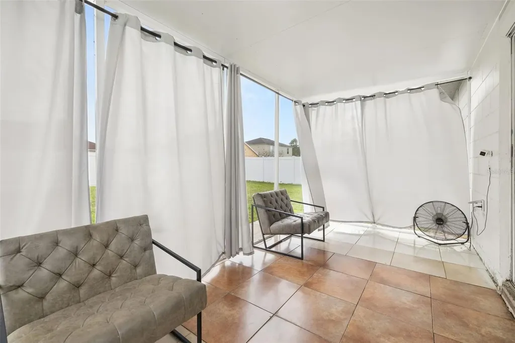 638 Basingstoke Court Kissimmee FL 34758
