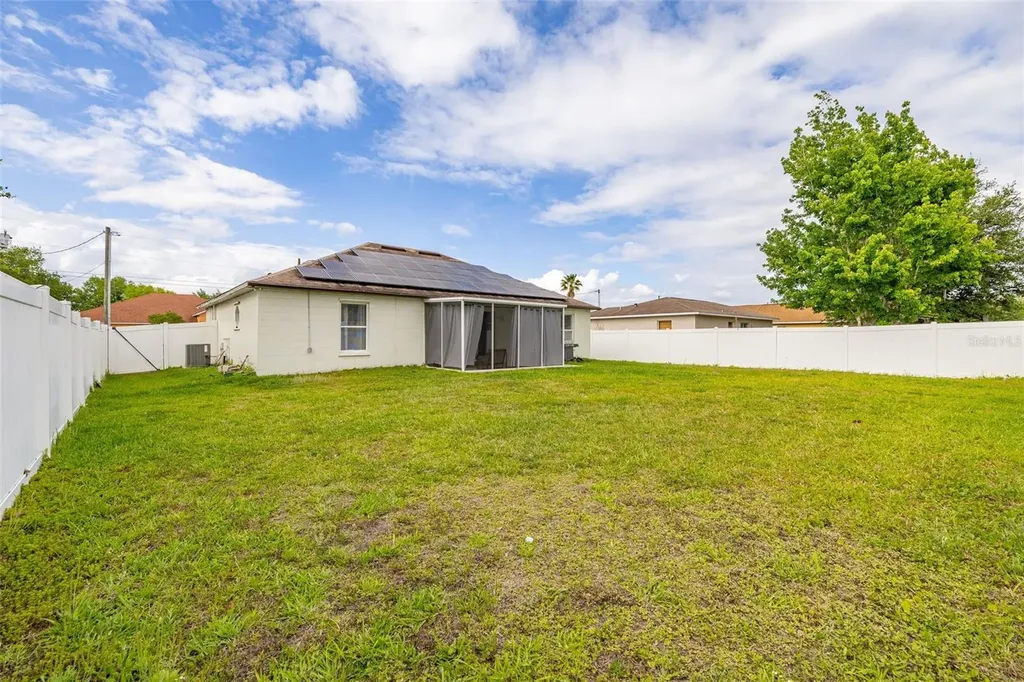 638 Basingstoke Court Kissimmee FL 34758