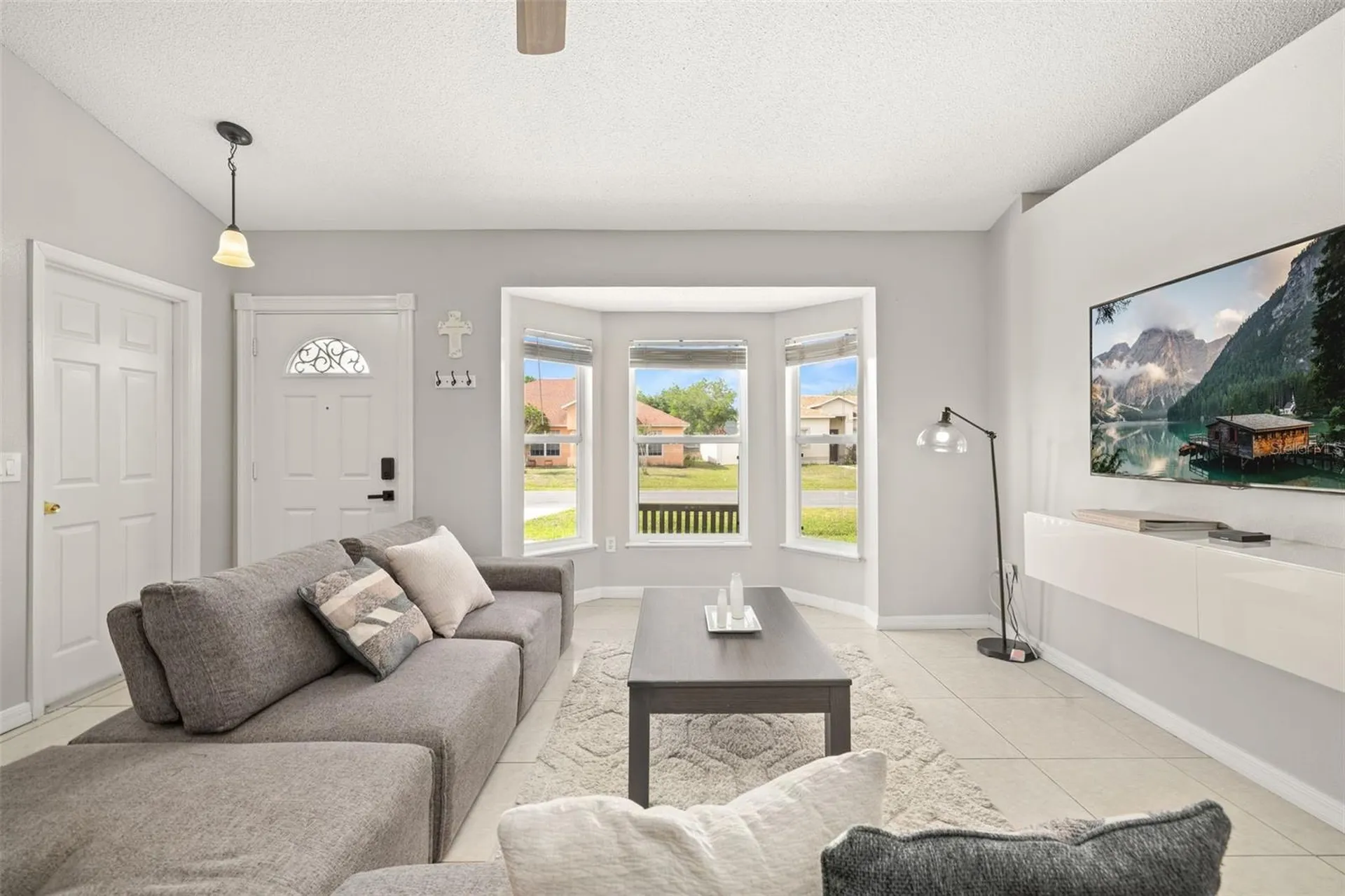 638 Basingstoke Court Kissimmee FL 34758