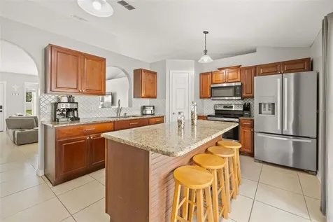 638 Basingstoke Court Kissimmee FL 34758