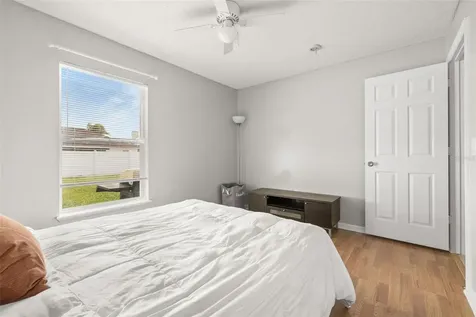 638 Basingstoke Court Kissimmee FL 34758