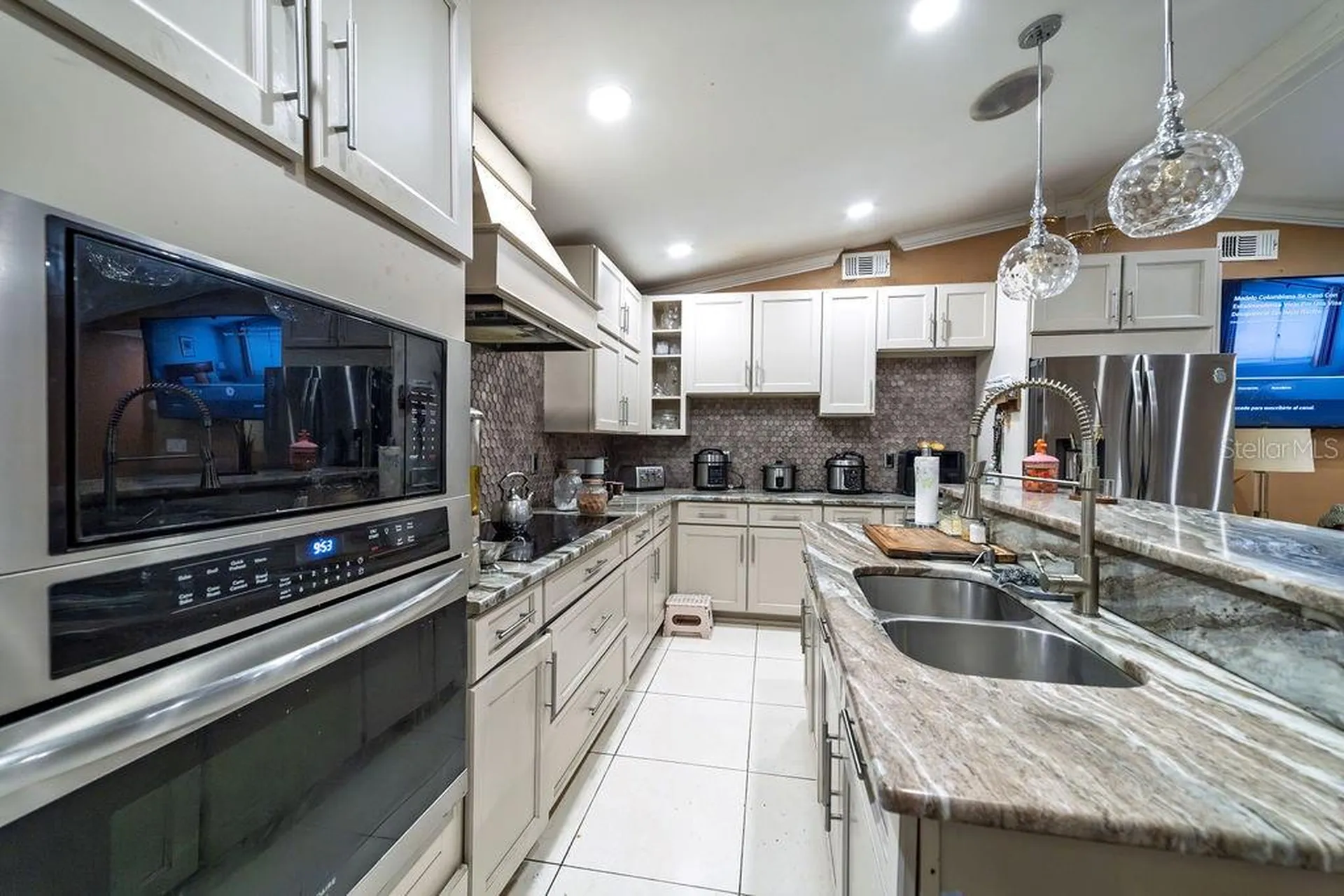 8006 Jackson Springs Road Tampa FL 33615