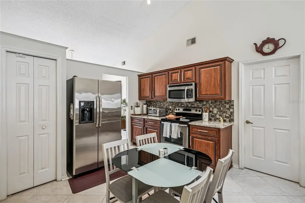 11715 Oxfordshire Place Orlando FL 32824