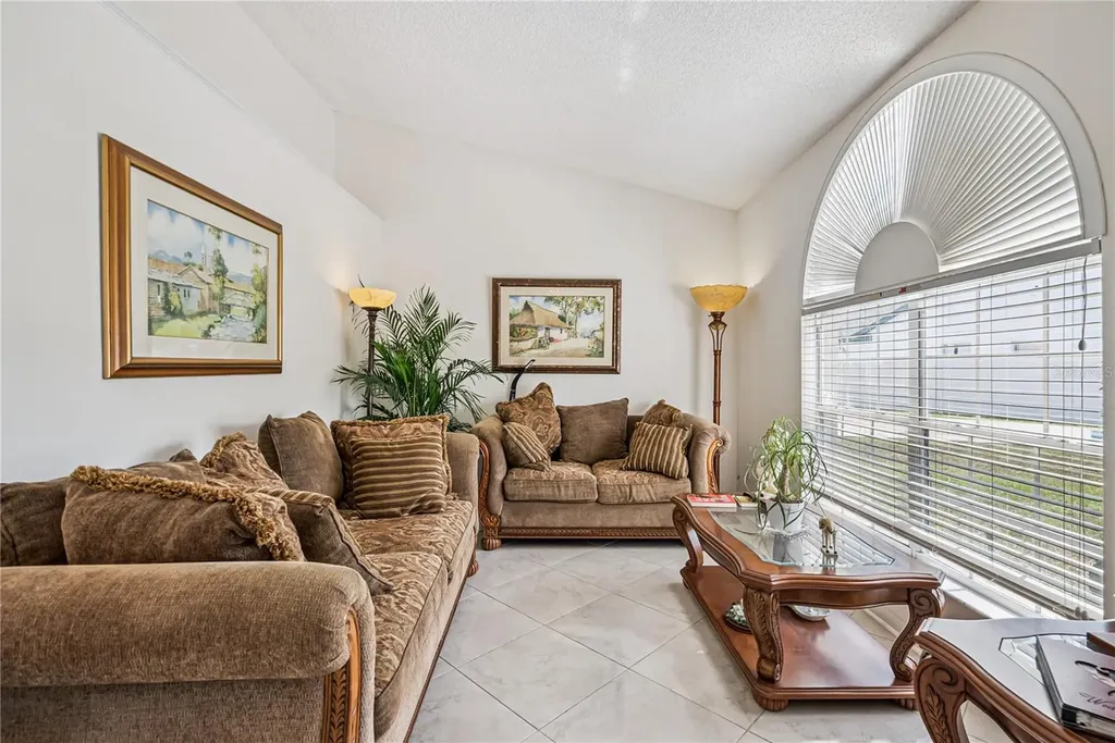 11715 Oxfordshire Place Orlando FL 32824