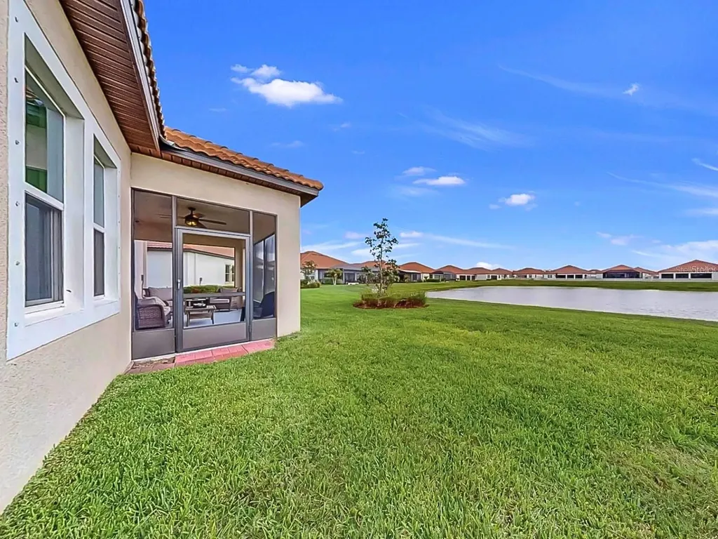5336 Windy Grove Drive Wimauma FL 33598
