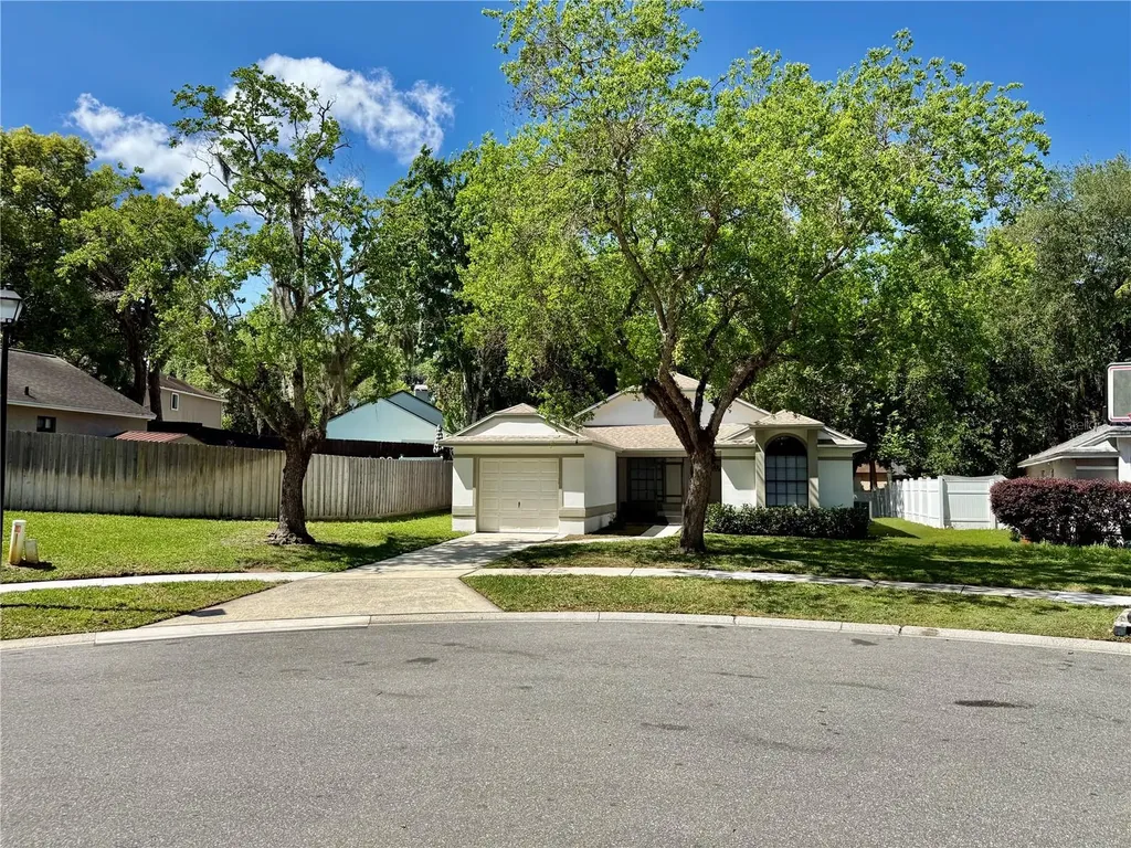 1720 Waterbeach Court Apopka FL 32703