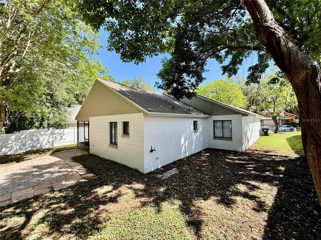 1720 Waterbeach Court Apopka FL 32703