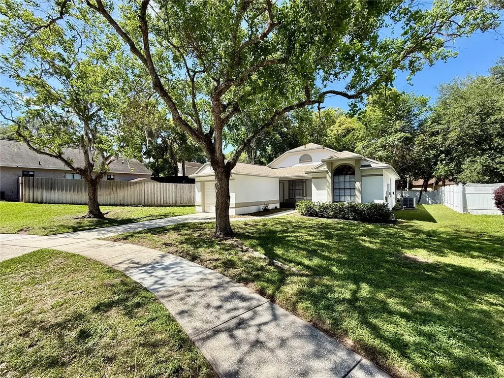 1720 Waterbeach Court Apopka FL 32703