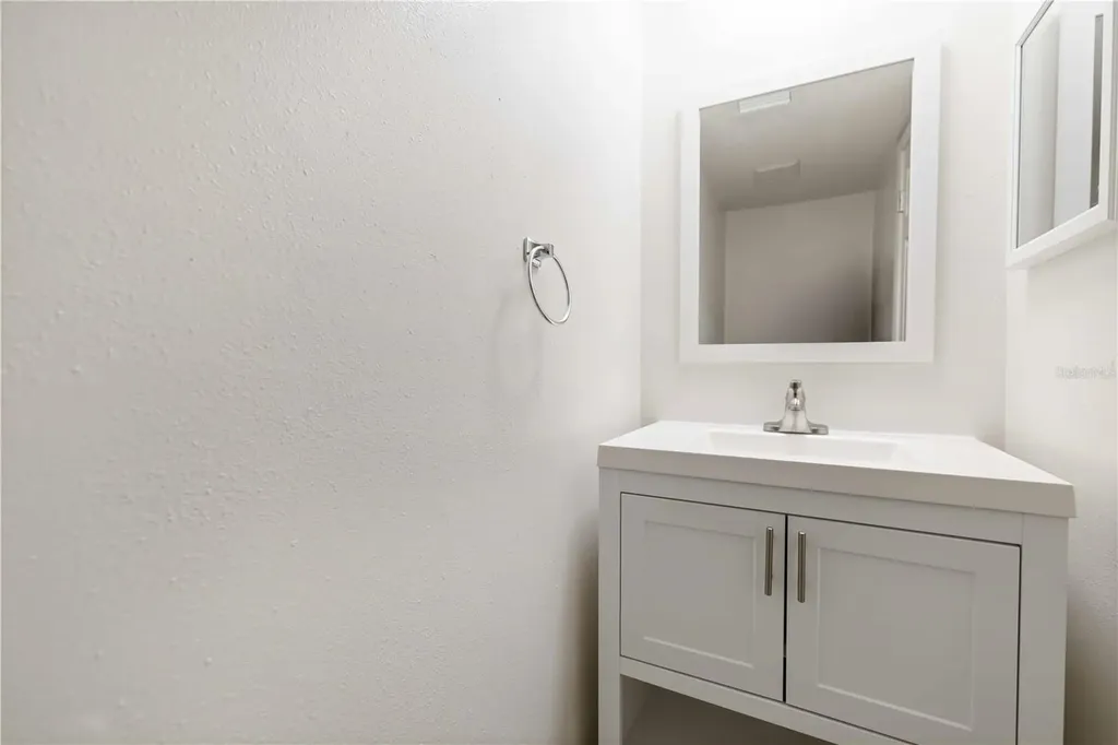 3569 Bee Ridge Sarasota FL 34239
