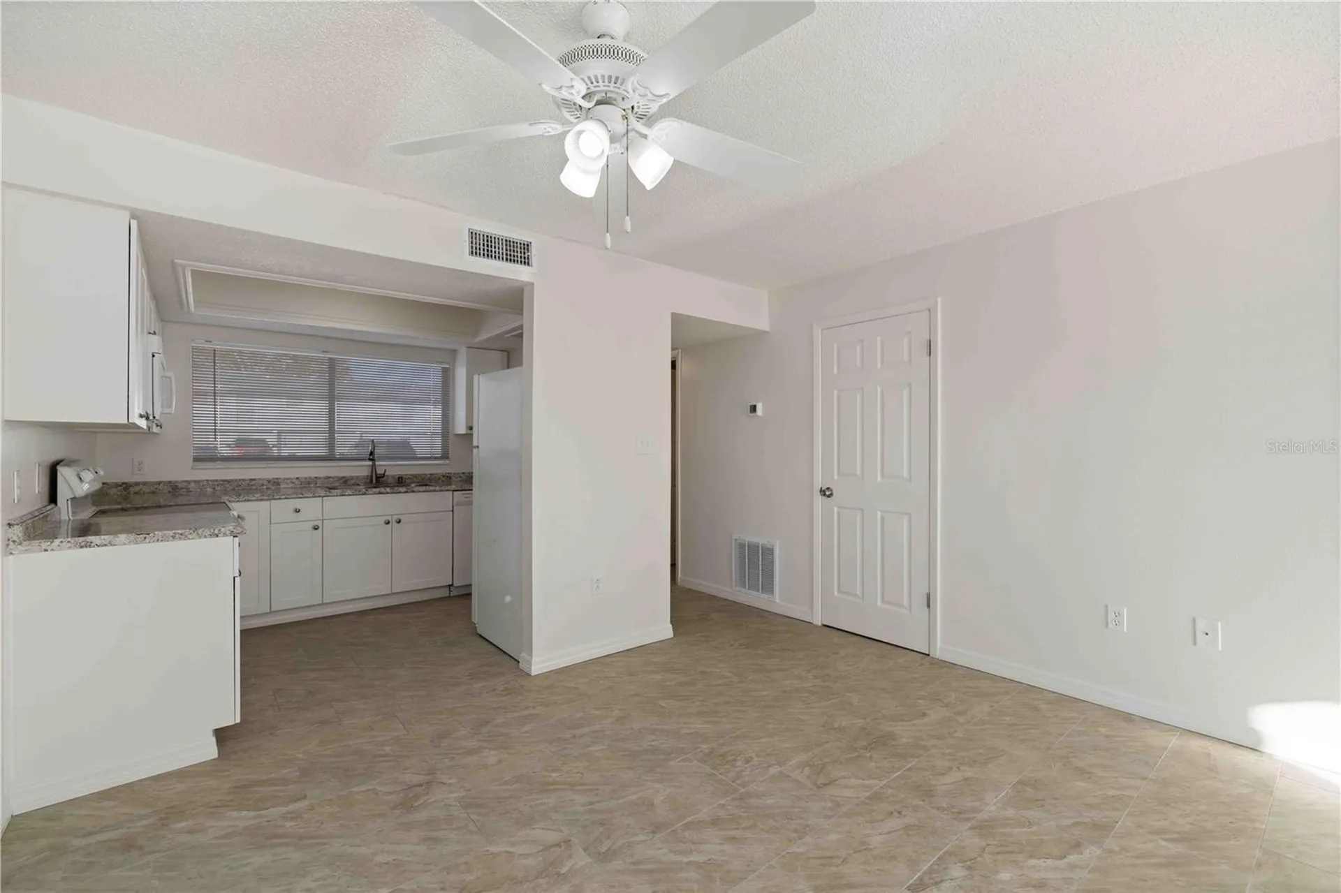 3569 Bee Ridge Sarasota FL 34239
