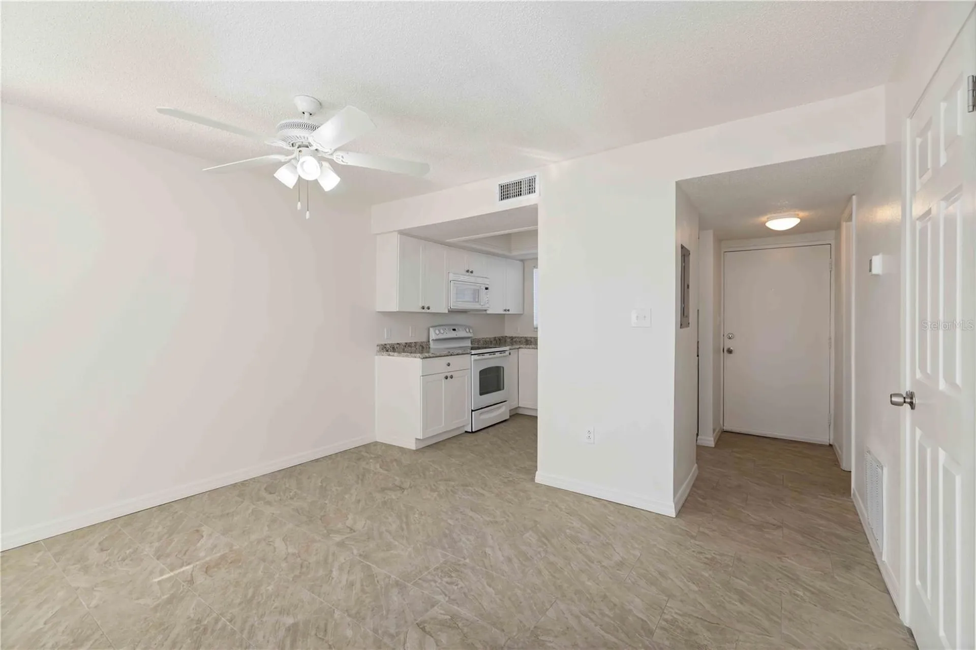 3569 Bee Ridge Sarasota FL 34239