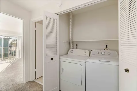 3569 Bee Ridge Sarasota FL 34239