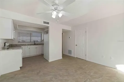 3569 Bee Ridge Sarasota FL 34239