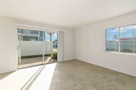 3569 Bee Ridge Sarasota FL 34239