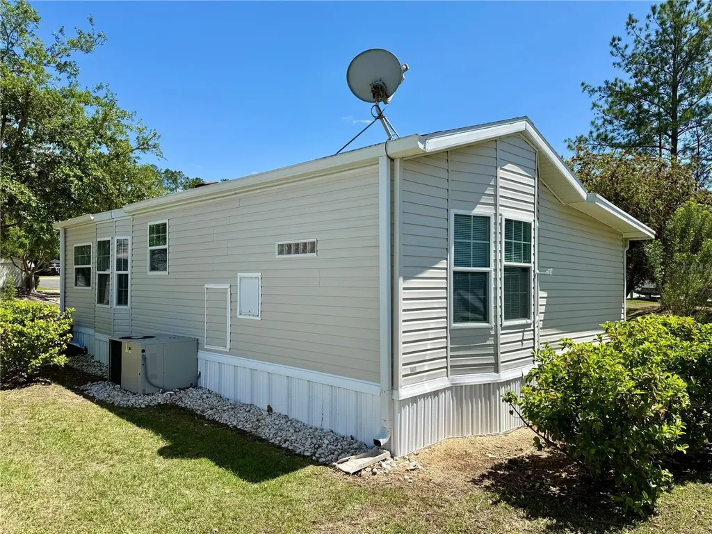3012 NE 104th Avenue Silver Springs FL 34488