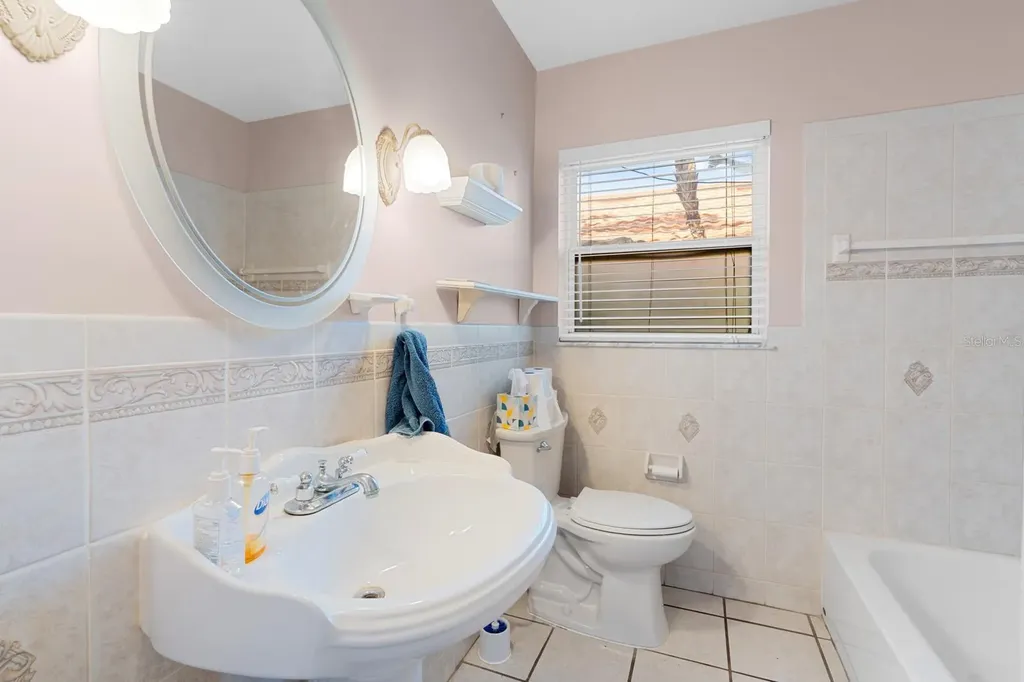 3414 W Wallcraft Avenue Tampa FL 33611