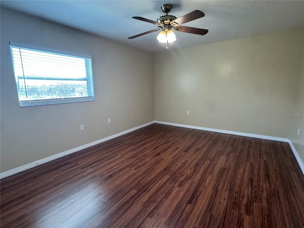 350 79th Avenue N St Petersburg FL 33702