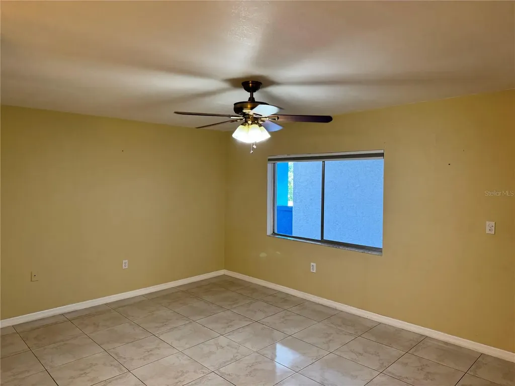 350 79th Avenue N St Petersburg FL 33702