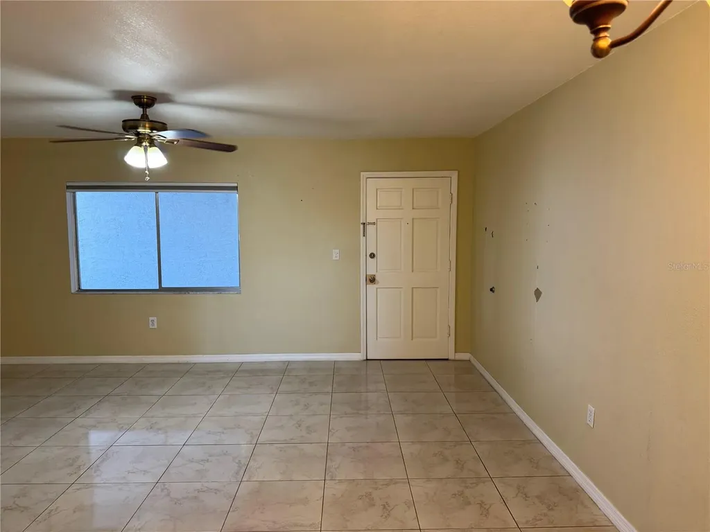 350 79th Avenue N St Petersburg FL 33702