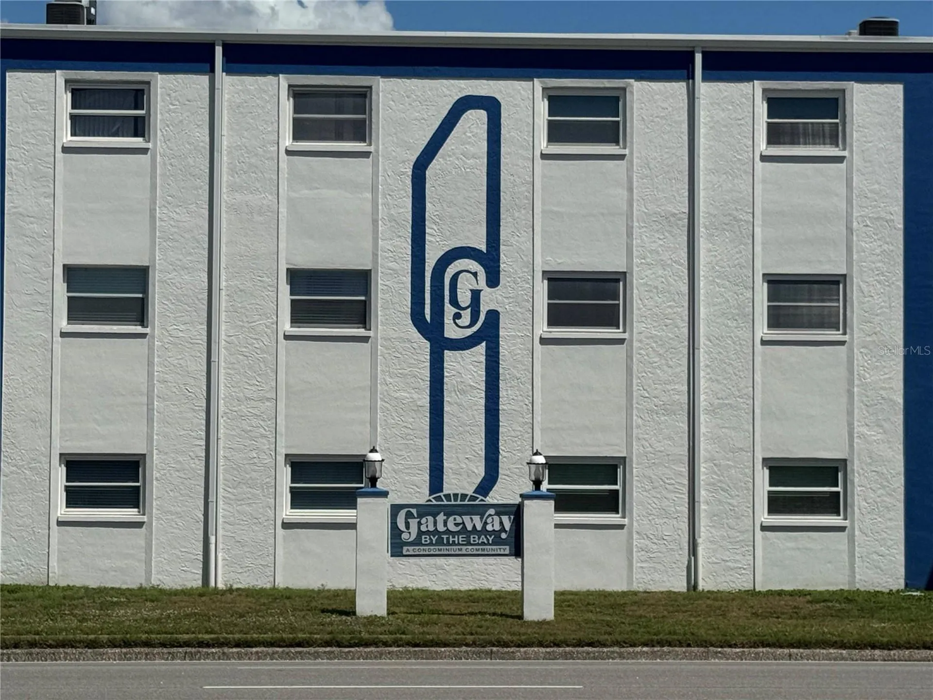 350 79th Avenue N St Petersburg FL 33702