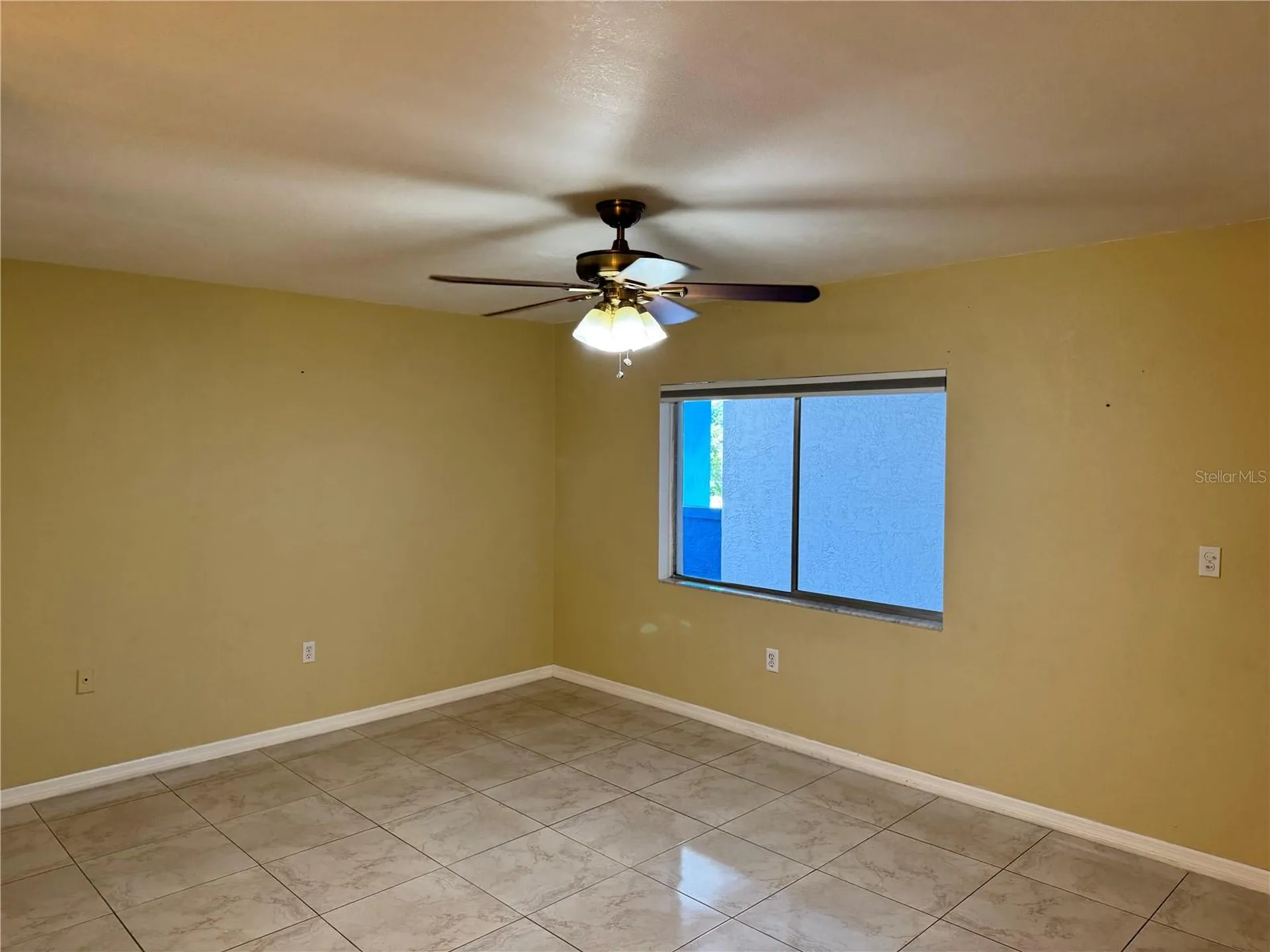 350 79th Avenue N St Petersburg FL 33702