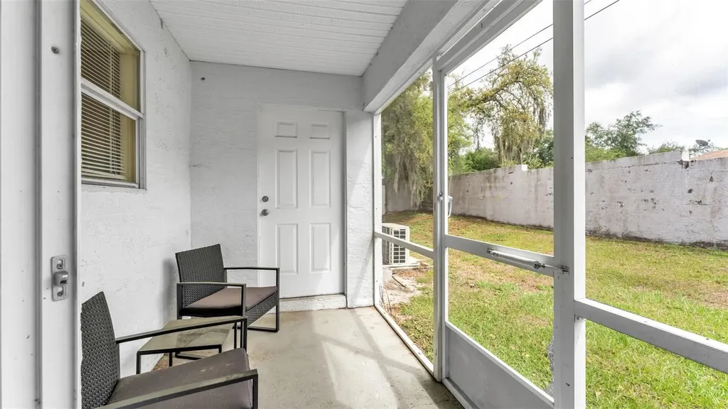 222 Carpenters Way Lakeland FL 33805