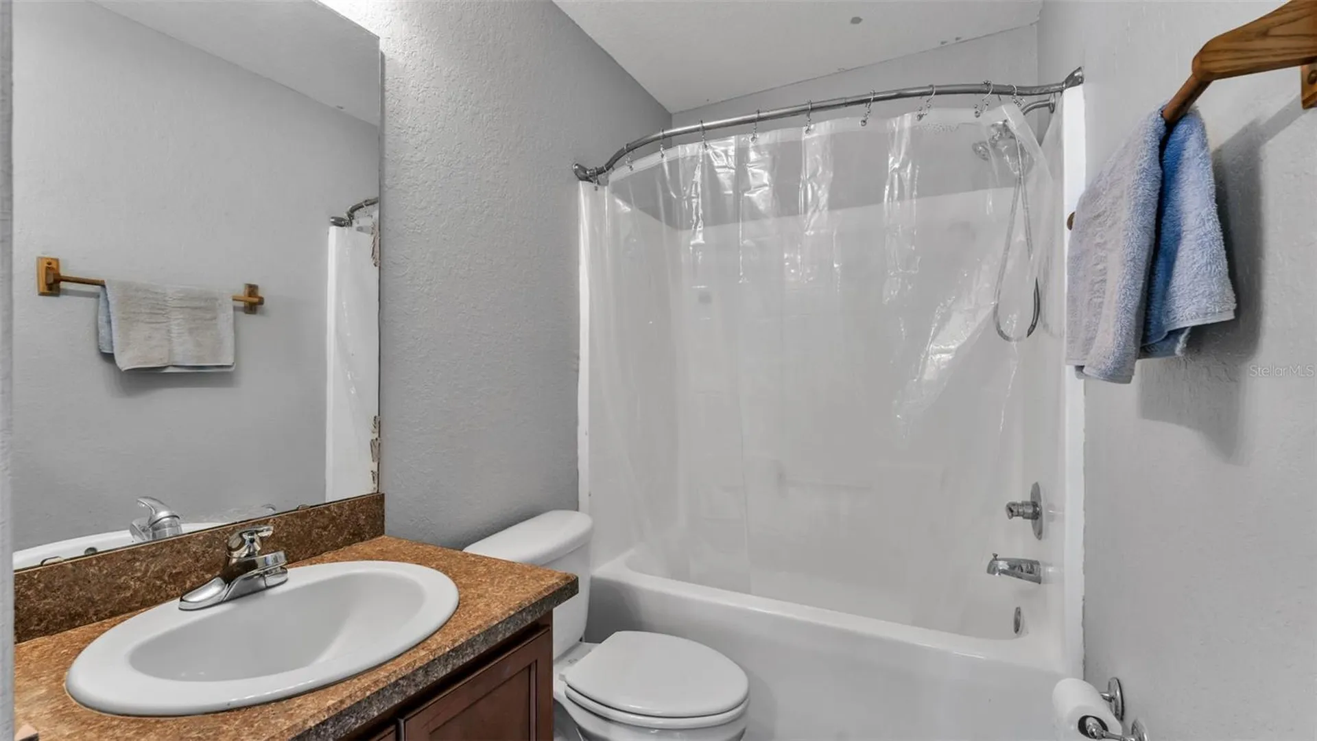 222 Carpenters Way Lakeland FL 33805