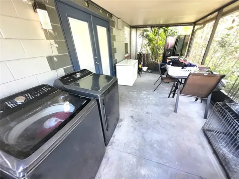 5203 Presidential Street Seffner FL 33584
