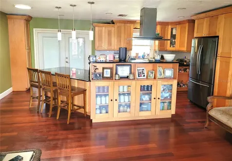 5203 Presidential Street Seffner FL 33584