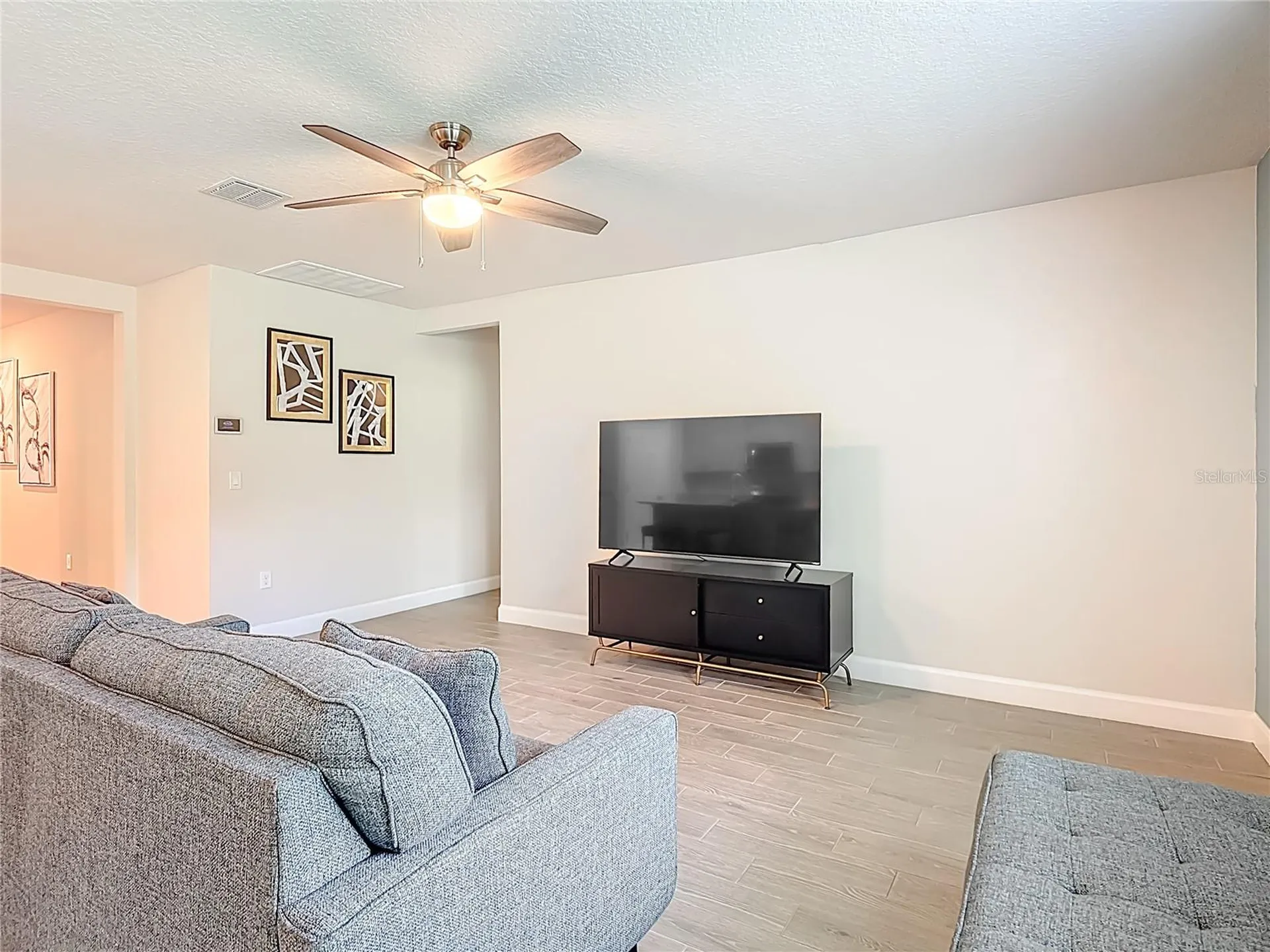 525 Vista Villages Boulevard Davenport FL 33896